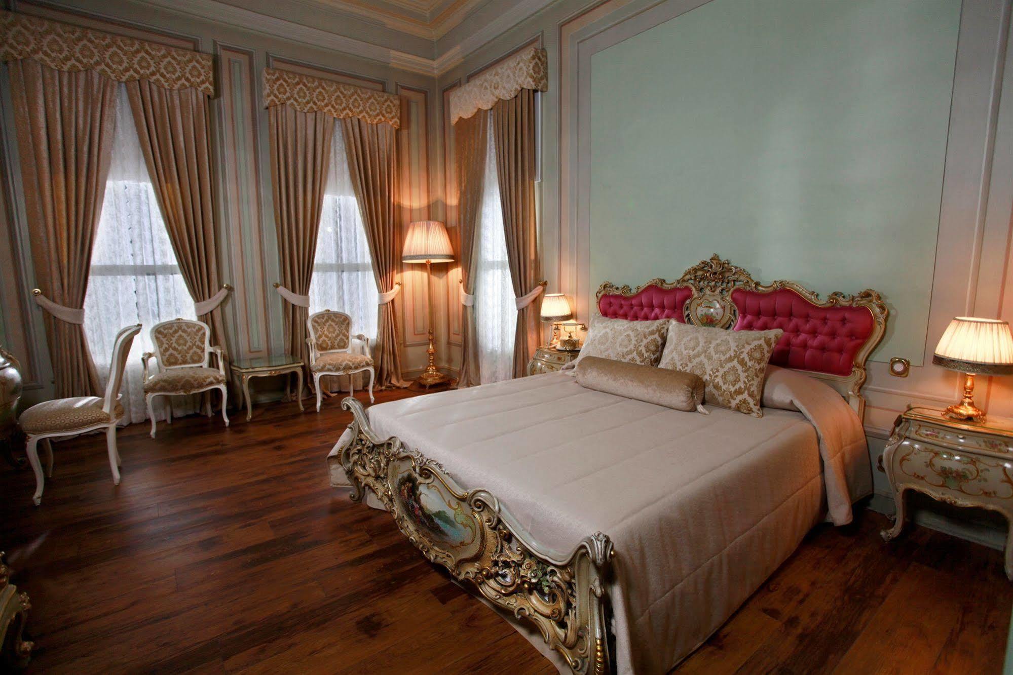 Bosphorus Palace Otel 4*